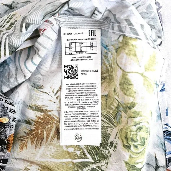 GUESS Men's Slim Fit Printed Short Sleeve MOMOKO Shirt Size XL NWT - Picture 9 of 13